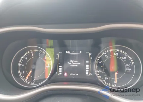 2017 Jeep Cherokee Latitude 4X4 из США, поврежденный, VIN 1C4PJMCS0HW567897